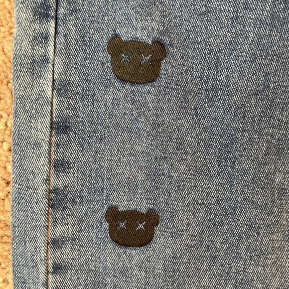 NWT EM Dead Bear Mom Jeans - Picture 2 of 8